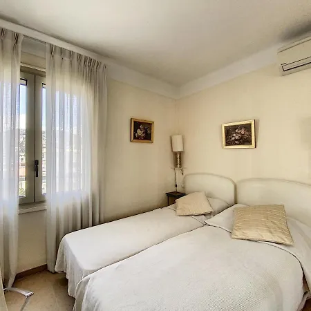 Cannes, 3 Pieces, 4 Personnes - Fr-1-470-3 *